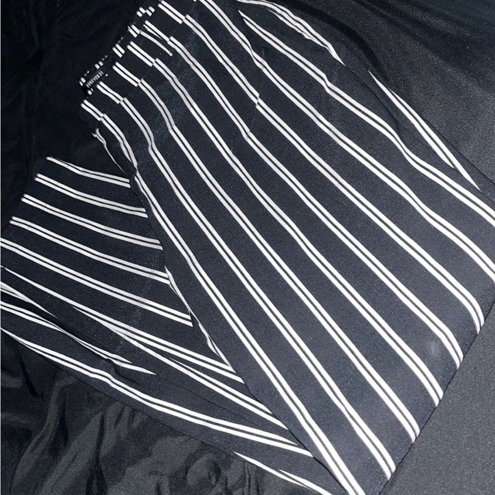 Forever 21 pants, look black in the picture more on the navy side